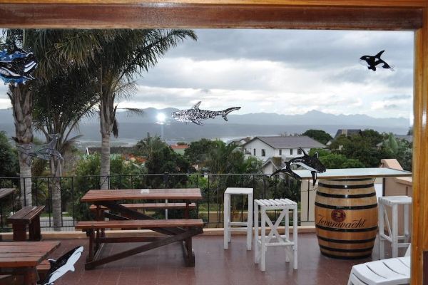 Amakaya Backpackers & Apartments (Plettenberg Bay)